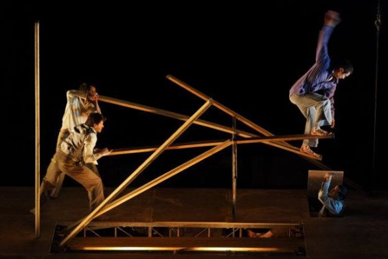 Mathurin Bolze's Du Goudron Des Plumes transcends circus and theatre.