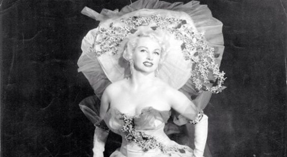 Dixie Evans, founder of the Burlesque Hall of Fane, has passed away aged 86.