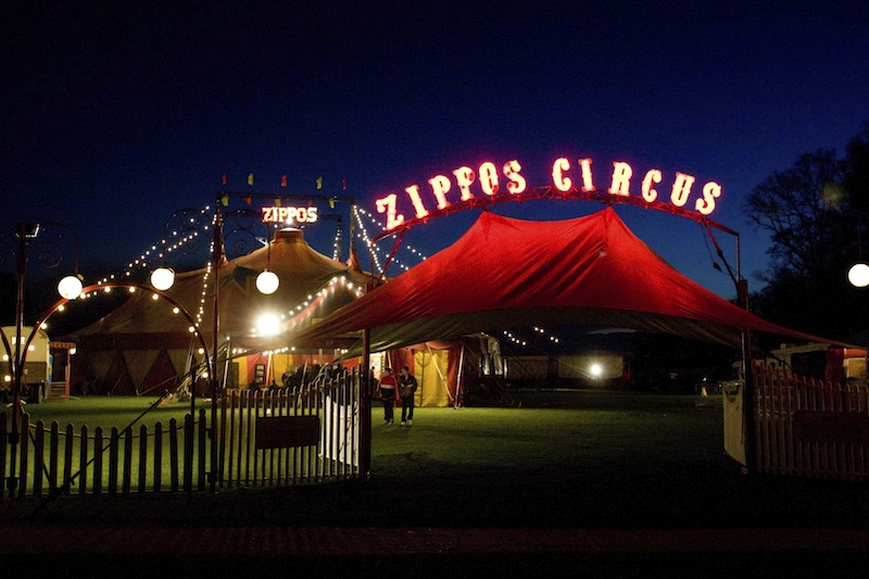 Zippos Circus Unchained